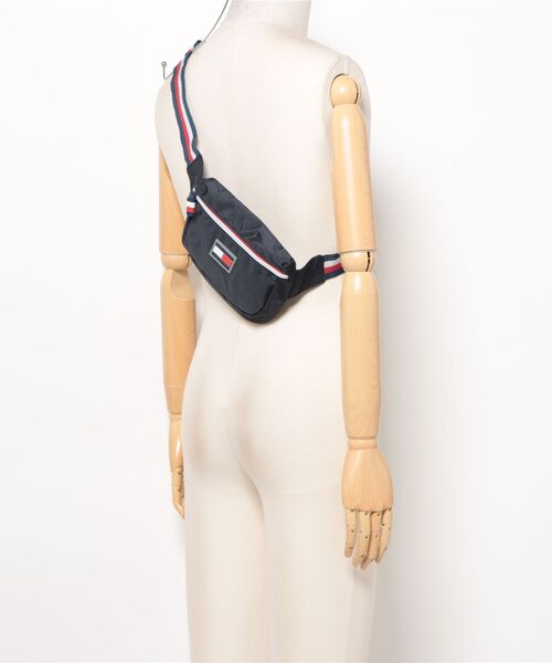 TOMMY HILFIGER(トミーヒルフィガー)の「【TOMMY HILFIGER】TC090EX9 ショルダーバッグ(ショルダーバッグ・メンズ・ネイビー・FREE)」の7枚目の写真