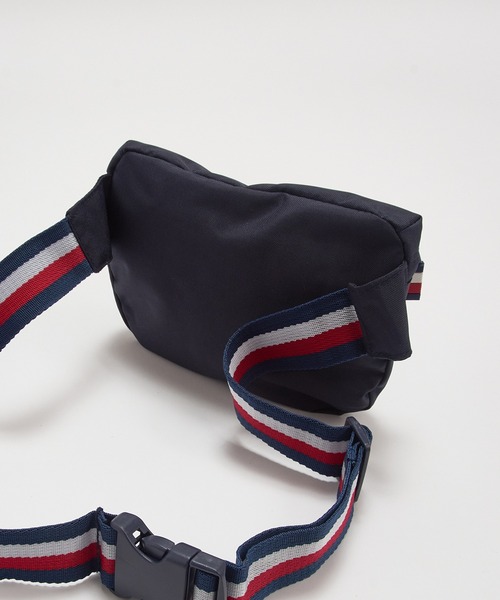TOMMY HILFIGER(トミーヒルフィガー)の「【TOMMY HILFIGER】TC090EX9 ショルダーバッグ(ショルダーバッグ・メンズ・ネイビー・FREE)」の4枚目の写真