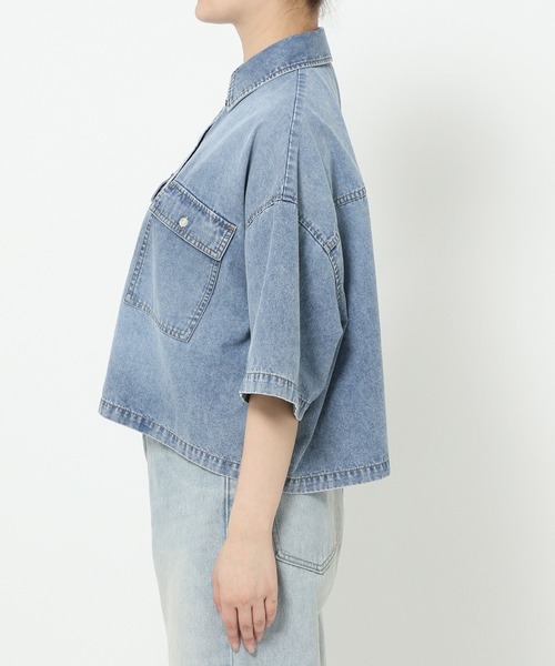 LOWRYS FARM(ローリーズファーム)の「デニムショートシャツSS 490262(シャツ/ブラウス・レディース・チャコールグレー/ブルー・FREE)」の15枚目の写真