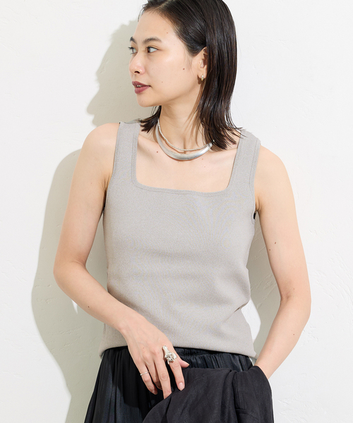 JOURNAL STANDARD(ジャーナルスタンダード)の「《追加2》スクエアネックニットタンク(タンクトップ・レディース・ネイビー/チャコールグレー/アイボリー・FREE)」の1枚目の写真