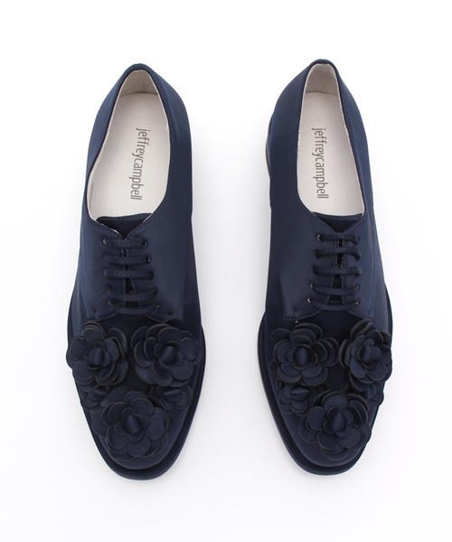 Jeffrey Campbell(ジェフリーキャンベル)の「フラワートラッドシューズ(パンプス・レディース・ブルー/シルバー・36/37/38/35)」の6枚目の写真