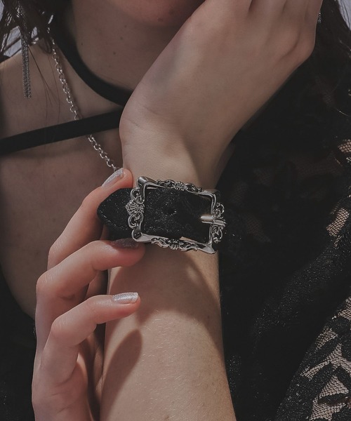 HARE（ハレ）の「ビンテージバックルブレスレット(HARE)（ブレスレット・レディース・ブラック系その他/ブラック・FREE）」の2枚目の写真