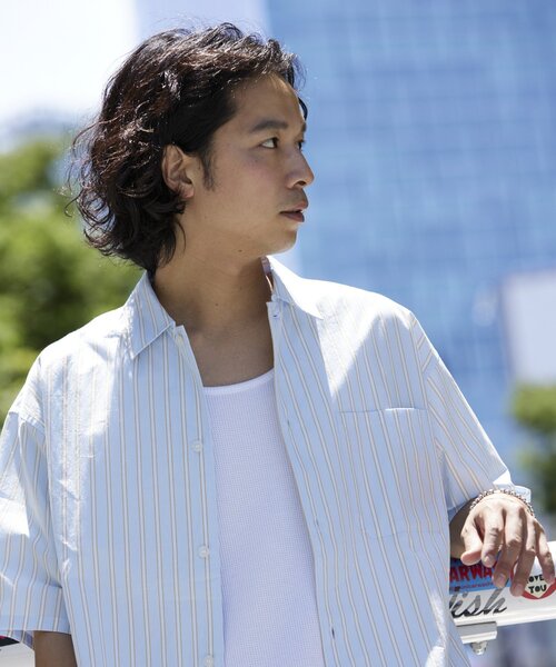 JOURNAL STANDARD relume(ジャーナルスタンダード レリューム)の「JAMES FABRIC / ジェームスファブリック レギュラーカラー 半袖シャツ(シャツ/ブラウス・メンズ・ライトブルー/ブルー/ブラウン系その他/ダークブルー/ブルー系その他・LARGE/SMALL/MEDIUM)」の2枚目の写真