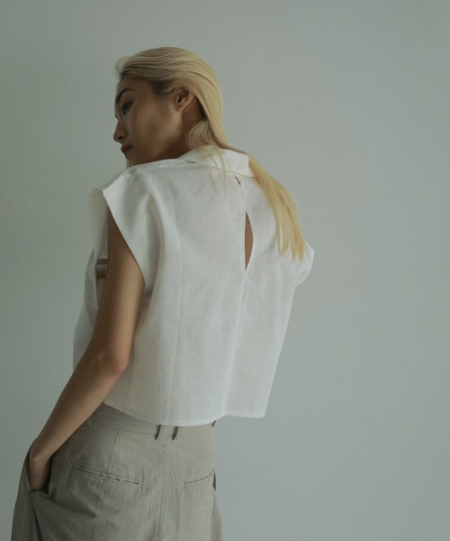 anuke（アンヌーク）の「Opencollar Linen Shirts（シャツ/ブラウス・レディース・ネイビー/ブラウン/アイボリー・FREE）」の9枚目の写真