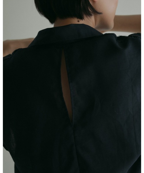 anuke（アンヌーク）の「Opencollar Linen Shirts（シャツ/ブラウス・レディース・ネイビー/ブラウン/アイボリー・FREE）」の7枚目の写真