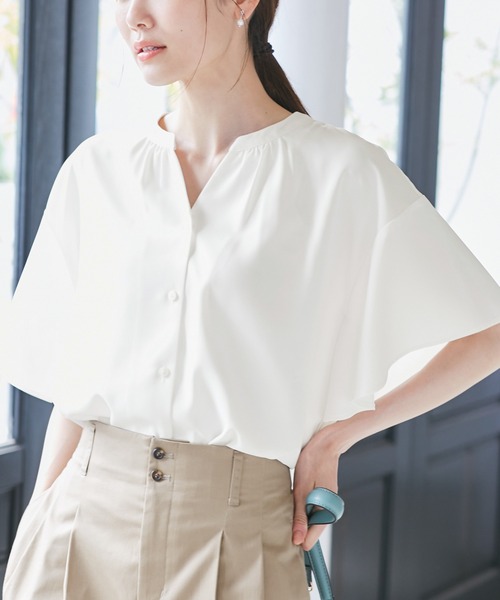 ROPE' PICNIC(ロペピクニック)の「フレンチスキッパーブラウス(シャツ/ブラウス・レディース・オフホワイト/ホワイト系その他5/サックスブルー/ネイビー/ライトグリーン・36/38)」の1枚目の写真