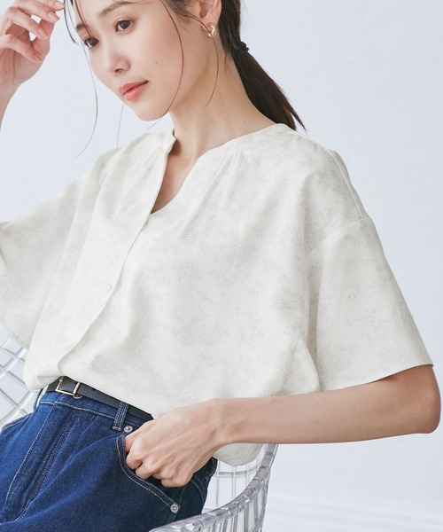 ROPE' PICNIC(ロペピクニック)の「フレンチスキッパーブラウス(シャツ/ブラウス・レディース・オフホワイト/ホワイト系その他5/サックスブルー/ネイビー/ライトグリーン・36/38)」の2枚目の写真