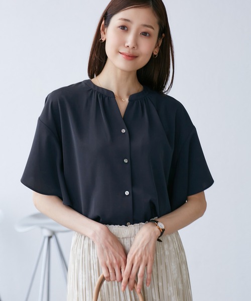 ROPE' PICNIC(ロペピクニック)の「フレンチスキッパーブラウス(シャツ/ブラウス・レディース・オフホワイト/ホワイト系その他5/サックスブルー/ネイビー/ライトグリーン・36/38)」の21枚目の写真