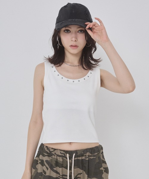 ENVYM（アンビー）の「スタッズポイントタンクトップ（タンクトップ・レディース・ホワイト/ブラック/オレンジ・FREE）」の20枚目の写真