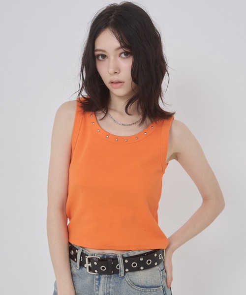 ENVYM（アンビー）の「スタッズポイントタンクトップ（タンクトップ・レディース・ホワイト/ブラック/オレンジ・FREE）」の13枚目の写真