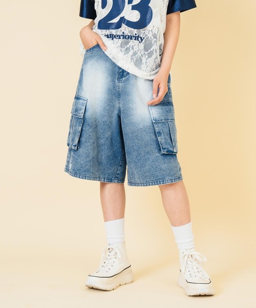 ANAP GiRL(アナップガール)の「ANAPR+S カーゴデニムハーフパンツ【ユニセックス】(デニムパンツ・キッズ・ブルー/ライトブルー・M/S/XS)」の4枚目の写真
