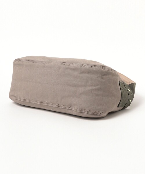 BEAMS BOY(ビームスボーイ)の「【1/15再値下げ】ニュースペーパーバッグ ミニ(ショルダーバッグ・レディース・レッド/チャコールグレー・ONE SIZE)」の7枚目の写真