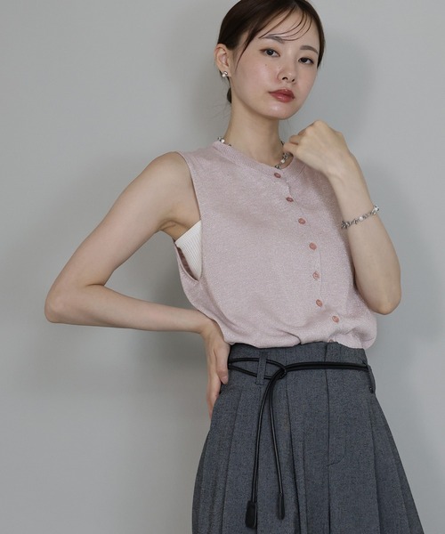 J by blue(ジェイバイブルー)の「ラメニットベスト(ベスト・レディース・ピンク/ベージュ/ブラック・MEDIUM)」の11枚目の写真