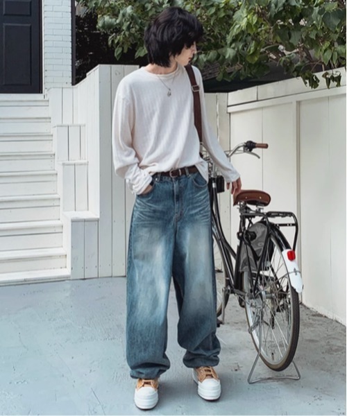 NOWLE(ノウル)の「【NOWLE】ベルベット ラウンドネック ロングスリーブ Tシャツ(Tシャツ/カットソー・メンズ・グレー/オフホワイト・LARGE/X-LARGE/MEDIUM)」の4枚目の写真