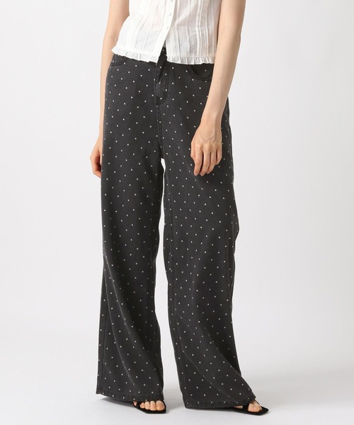 FOREVER 21（フォーエバー トゥエンティーワン）の「【2025SS】ドット柄デニムパンツ（デニムパンツ・レディース・ブルー/ブラック・SMALL/MEDIUM）」の14枚目の写真