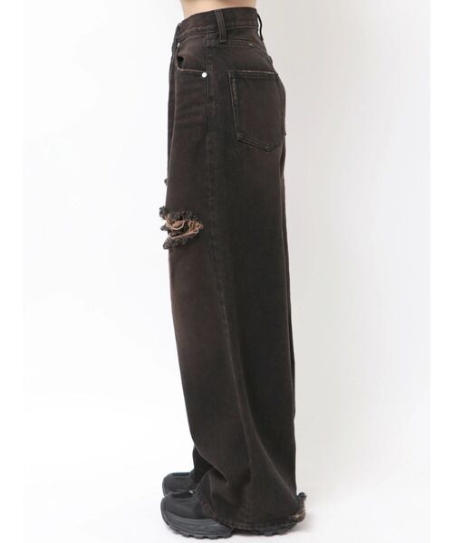 EMODA（エモダ）の「ダブルハイクラッシュジーンズ（デニムパンツ・レディース・ライトブルー/ブラック・SMALL/MEDIUM）」の11枚目の写真