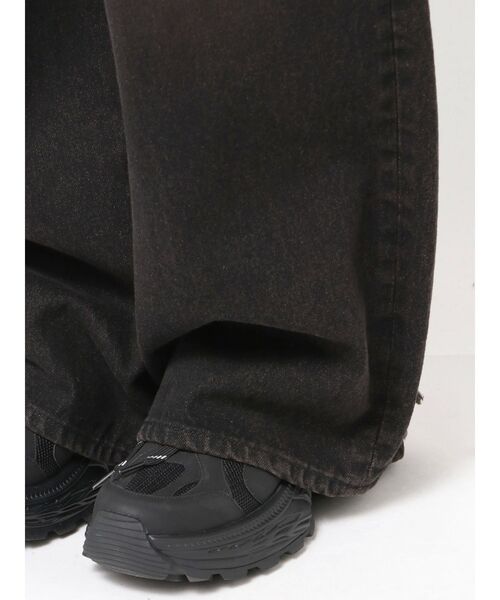 EMODA（エモダ）の「ダブルハイクラッシュジーンズ（デニムパンツ・レディース・ライトブルー/ブラック・SMALL/MEDIUM）」の16枚目の写真