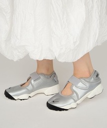 NIKE meets emmi】WMNS AIR MAX MUSE SE（スニーカー）｜NIKE（ナイキ