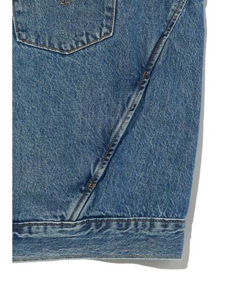 Levi's(リーバイス)の「Levi's/リーバイス TWISTED トラッカージャケット(デニムジャケット・メンズ・ダークインディゴブルー/インディゴブルー・XL/L/M/S)」の9枚目の写真