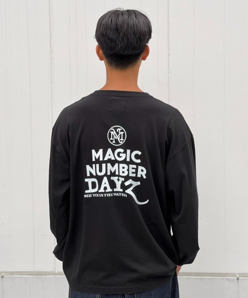 MAGIC NUMBER(マジック ナンバー)の「【MAGIC NUMBER】 STOCKDAYZ US COTTON L/S T-SHIRT(Tシャツ/カットソー・メンズ・ブラック/セージグリーン/ホワイト・X-LARGE/LARGE/MEDIUM)」の2枚目の写真