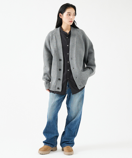 FORTUNA HOMME(フォルトゥナオム)の「【FORTUNA/フォルトゥナ】ECOTEC-Knit /オーバーサイズ カーディガン /ユニセックス【WEB限定】(ニット/セーター・メンズ・ライトグレー/ブラック/ライトベージュ・L/M)」の4枚目の写真