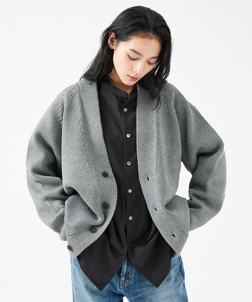 FORTUNA HOMME(フォルトゥナオム)の「【FORTUNA/フォルトゥナ】ECOTEC-Knit /オーバーサイズ カーディガン /ユニセックス【WEB限定】(ニット/セーター・メンズ・ライトグレー/ブラック/ライトベージュ・L/M)」の6枚目の写真