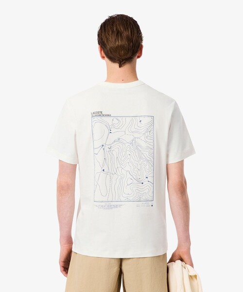 LACOSTE(ラコステ)の「シャンタコバックプリントTシャツ(Tシャツ/カットソー・メンズ・オリーブ/ホワイト・2/3/4/5)」の2枚目の写真