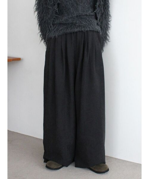 Ungrid（アングリッド）の「ピーチ起毛ラフパンツ（その他パンツ・レディース・チャコールグレー/ダークブラウン/アイボリー・FREE）」の8枚目の写真