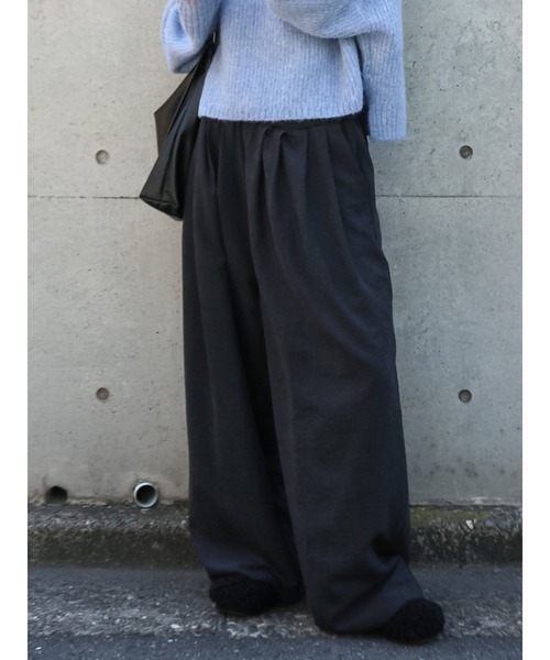 Ungrid（アングリッド）の「ピーチ起毛ラフパンツ（その他パンツ・レディース・チャコールグレー/ダークブラウン/アイボリー・FREE）」の2枚目の写真