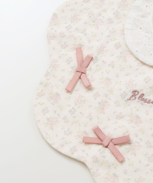 SLAP SLIP BABY（スラップスリップベビー）の「【お揃い】もくもくスカラップリボンがいっぱいレース襟スタイベビー（スタイ/よだれかけ・キッズ・ピンク系その他/ホワイト系その他2・FREE）」の10枚目の写真