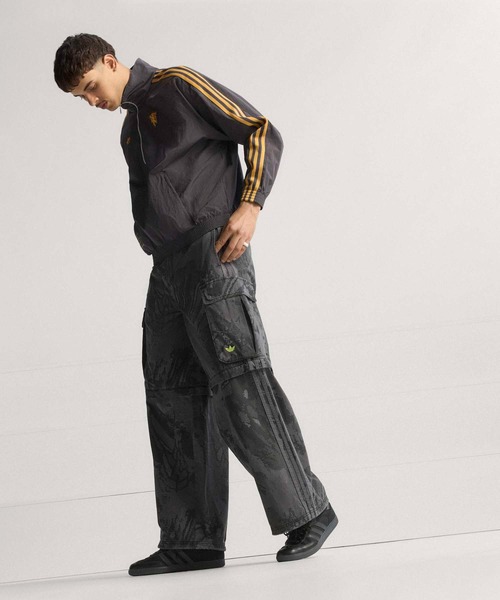 マンチェスターユナイテッド　adidas ハーフジップ　スウェット　ジャケット Kemari87 KISHISPO / マンチェスターユナイテッド TERRACE ICON