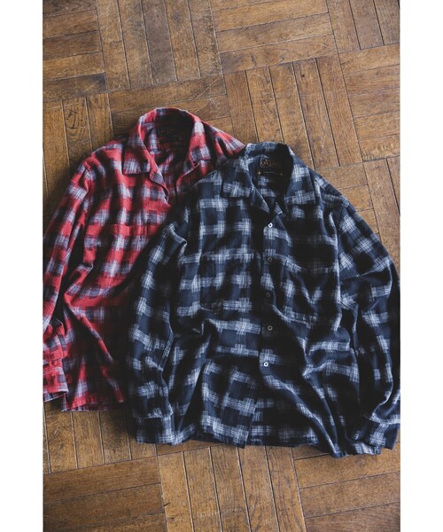 BEAMS PLUS（ビームスプラス）の「ブラッシュド サテン チェック オープンカラー シャツ（シャツ/ブラウス・メンズ・ブラック/レッド・S/M/L/XL）」の17枚目の写真
