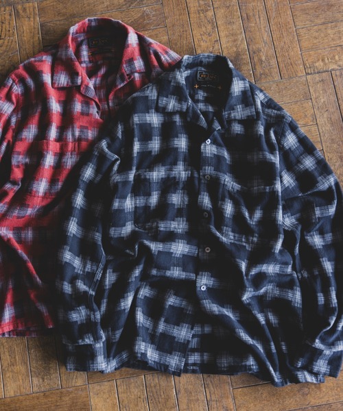 BEAMS PLUS（ビームスプラス）の「ブラッシュド サテン チェック オープンカラー シャツ（シャツ/ブラウス・メンズ・ブラック/レッド・S/M/L/XL）」の2枚目の写真