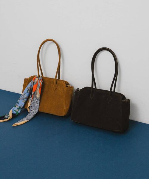 KBF(ケイビーエフ)の「ロングショルダーボストンBAG(ボストンバッグ・レディース・ダークブラウン/キャメル・ONE)」の7枚目の写真