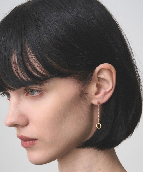 Juha(ユハ)の「PIERCE - CHAIN - GOLD(ピアス(片耳用)・メンズ・ゴールド・FREE)」の4枚目の写真