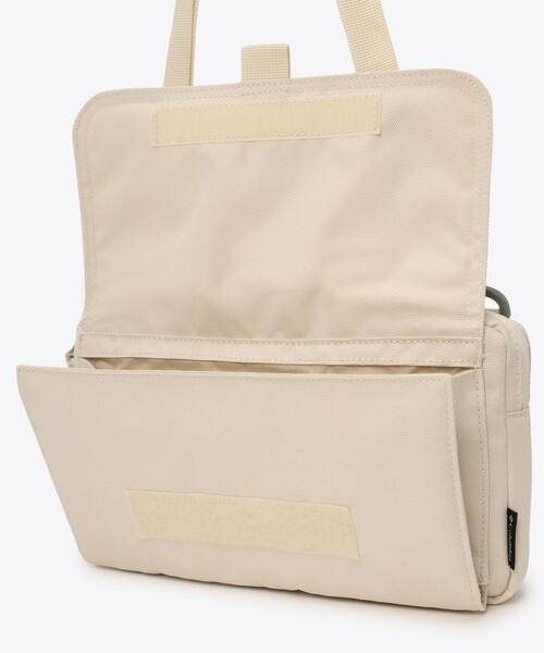 Columbia（コロンビア）の「Columbia/ プライスストリームショルダーウォレット /コロンビア（ショルダーバッグ・レディース・ブラック/ブルーグリーン/ベージュ/パープル/ホワイト・ONE SIZE）」の12枚目の写真