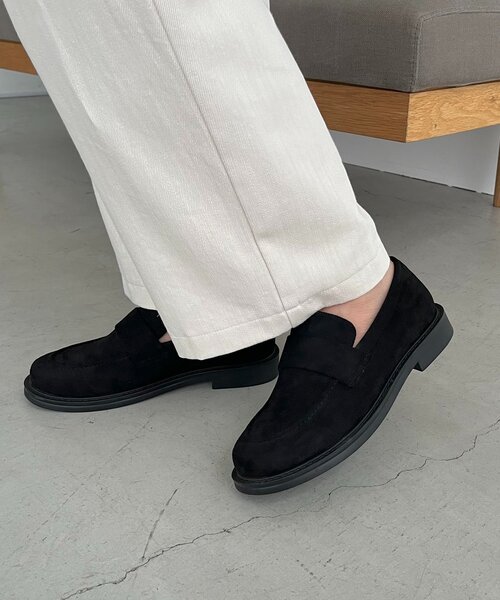 CAPRICIEUX LE'MAGE（カプリシューレマージュ）の「スエードローファー（ローファー・レディース・ブラック/ベージュ・38/36/37）」の3枚目の写真