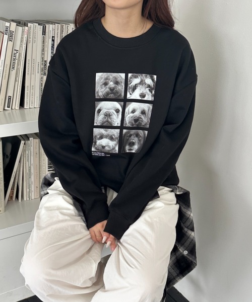 MYMOOD.（マイムード）の「Dogフォトスウェット 犬アニマルフォトオーバースウェット（スウェット・レディース・ブラック/グレー/ブラウン/ライトグレー・FREE）」の6枚目の写真