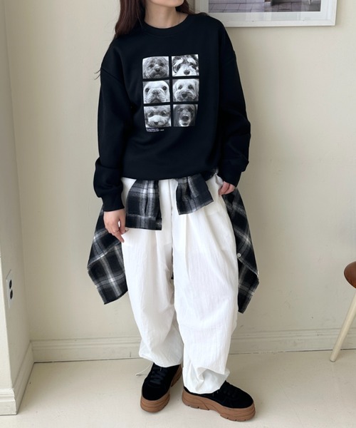 MYMOOD.（マイムード）の「Dogフォトスウェット 犬アニマルフォトオーバースウェット（スウェット・レディース・ブラック/グレー/ブラウン/ライトグレー・FREE）」の12枚目の写真