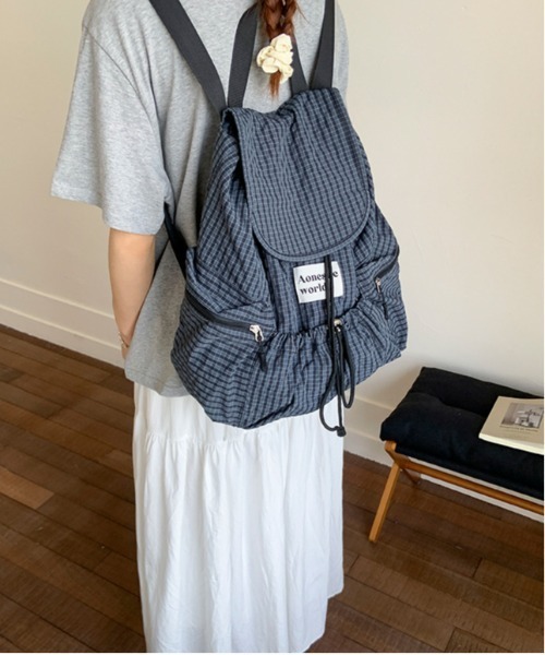 gossip！ロサンゼルス（ゴシップロサンゼルス）の「Y2K  レトロ チェック柄マルチポケットリュック 【A4収納可能】（バックパック/リュック・レディース・チェック/ブラック・FREE）」の15枚目の写真