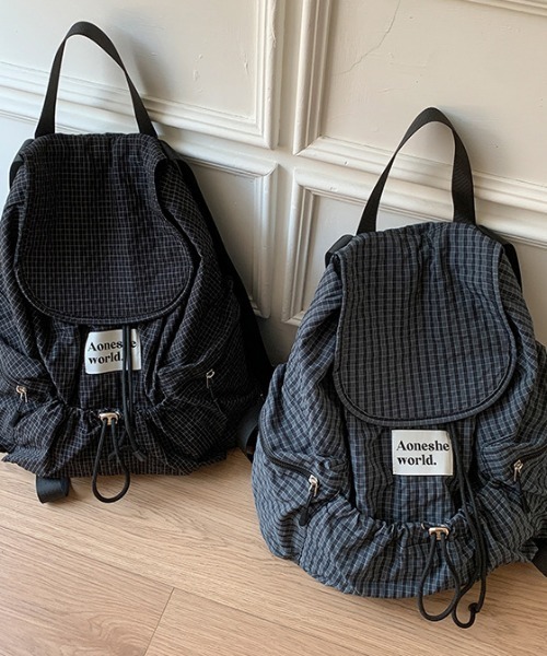 gossip！ロサンゼルス（ゴシップロサンゼルス）の「Y2K  レトロ チェック柄マルチポケットリュック 【A4収納可能】（バックパック/リュック・レディース・チェック/ブラック・FREE）」の18枚目の写真