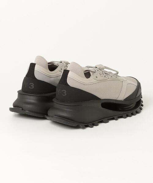 Y-3(ワイスリー)の「Y-3 S-GENDO TRAIL(スニーカー・メンズ・ライトブラウン・29.0cm/28.0cm/27.5cm/27.0cm/26.5cm/26.0cm/25.5cm/24.5cm/23.5cm/28.5cm/25.0cm/24.0cm/23.0cm/22.5cm/29.5cm)」の5枚目の写真
