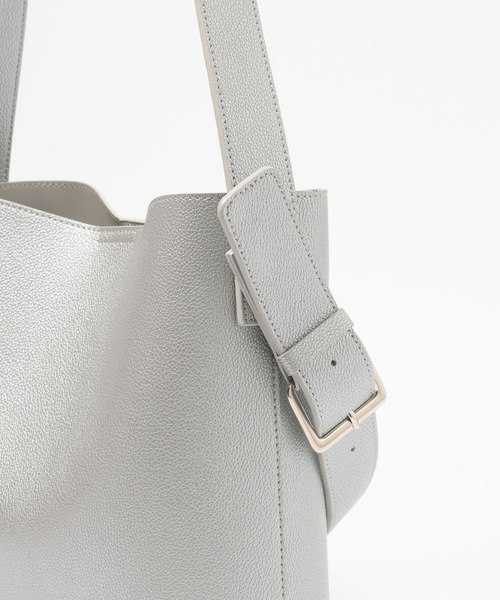 LEPSIM(レプシィム)の「アジャストベルトバッグ 595115(ショルダーバッグ・レディース・シルバー/ブラック/モカ・ONE SIZE)」の10枚目の写真