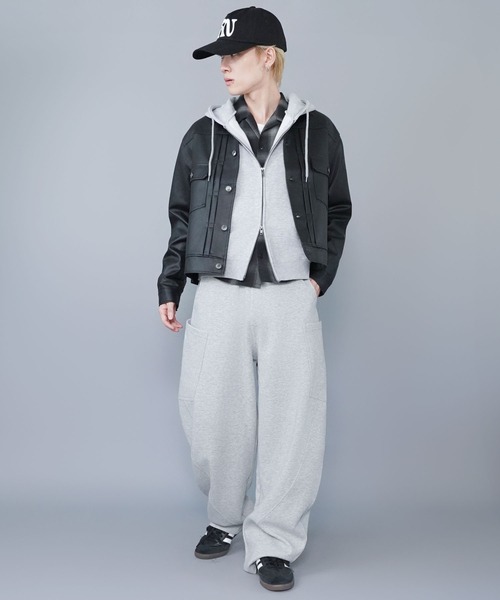 SPINNS（スピンズ）の「短丈ダブルジップパーカー/プレーン/無地/カモフラージュ/ショート丈（パーカー・メンズ・ブラック系その他/杢グレー/グレー系その他/ピンク系その他/ウッドランド・ONESIZE）」の8枚目の写真