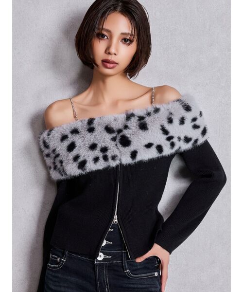 GYDA（ジェイダ）の「エコファーオフショルチェーンbijouニットトップス（ニット/セーター・レディース・オフホワイト/ブラック・FREE）」の3枚目の写真