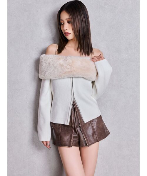 GYDA（ジェイダ）の「エコファーオフショルチェーンbijouニットトップス（ニット/セーター・レディース・オフホワイト/ブラック・FREE）」の8枚目の写真