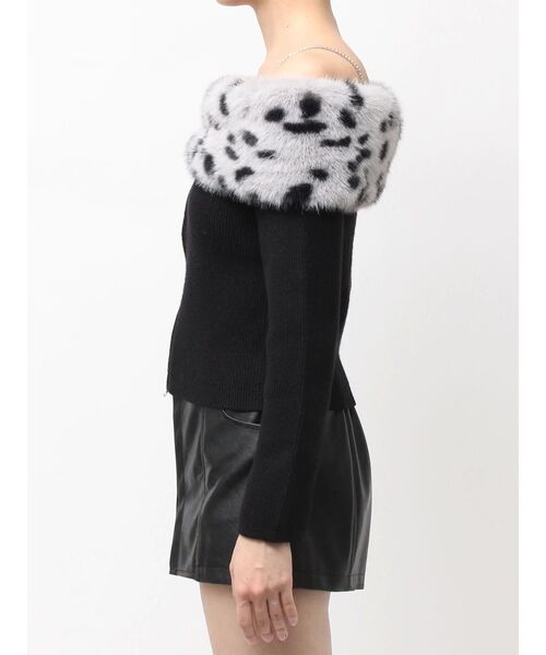 GYDA（ジェイダ）の「エコファーオフショルチェーンbijouニットトップス（ニット/セーター・レディース・オフホワイト/ブラック・FREE）」の11枚目の写真