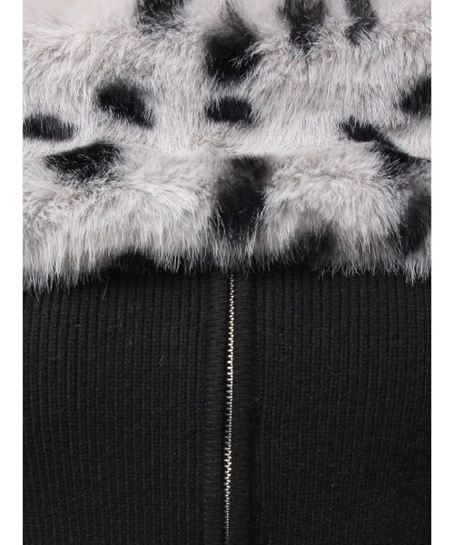 GYDA（ジェイダ）の「エコファーオフショルチェーンbijouニットトップス（ニット/セーター・レディース・オフホワイト/ブラック・FREE）」の21枚目の写真