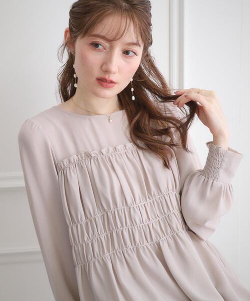 couture brooch（クチュールブローチ）の「【マシンウォッシャブル・きれいめ・通勤】シャーリングチュニックブラウス（シャツ/ブラウス・レディース・レンガ/ブラック/ナチュラル・36/38/40/42）」の3枚目の写真