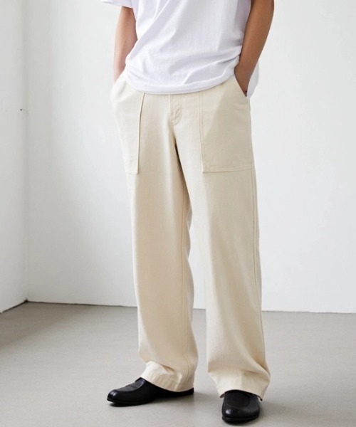 Lazar（ラザル）の「Denim Baker Pants/ワイドシルエット デニム ベイカーパンツ/イージーパンツ（デニムパンツ・メンズ・ブラック/インディゴブルー/キナリ・マルチサイズ）」の4枚目の写真